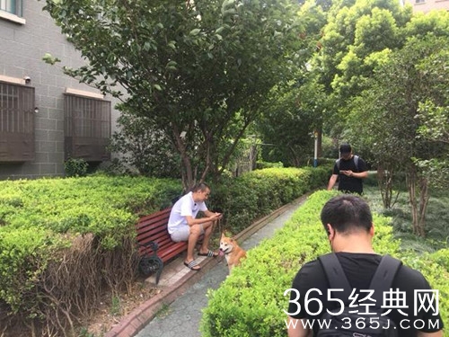 纪凌尘分手后首次现身 在录制这档综艺