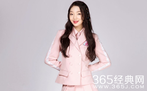 火箭少女李紫婷资料介绍 唱功极佳的小女孩