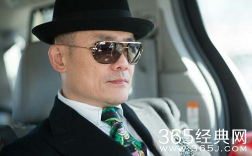 周立波宣布应战莫虎的起诉：已聘请四位律师，法庭见