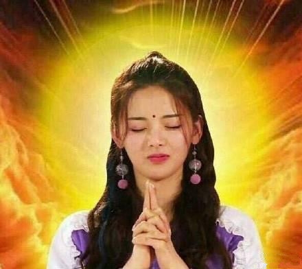 张杰鸟巢演唱会开唱 杨超越再现锦鲤体质 抽中2万大奖