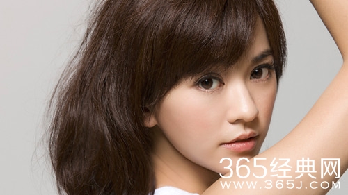 陈意涵宣布怀孕 早前被拍小腹微凸 还遭到否认了