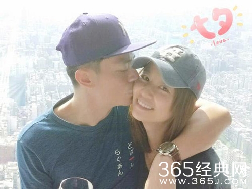 霍建华林心如首秀恩爱  微博发出9分钟就有上万的点赞