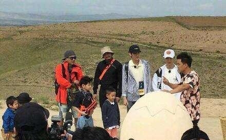 爸爸去哪儿6范丞丞毕雯珺镜头全部删掉了，都是被这档节目拖累的