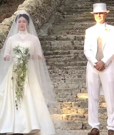 金星与老公汉斯复婚 离婚原因有隐情