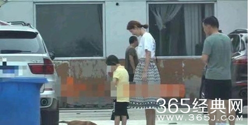 王宝强新恋情疑曝光 万万没想到女方竟是她