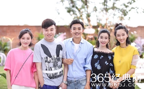 李晟李佳航为儿子办百日宴 众多好友现场，而他却尽显落寞