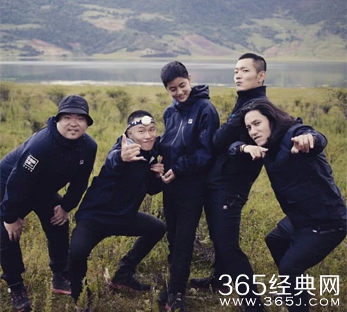 陈坤儿子近照曝光 寸头造型又酷又帅