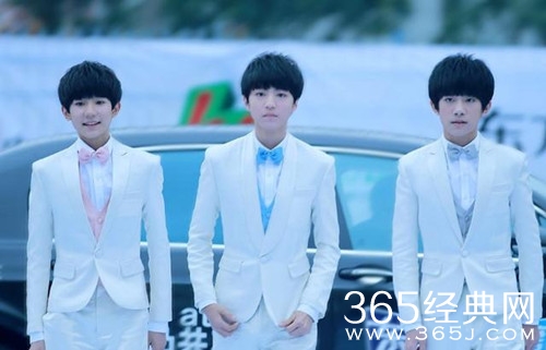 综艺甜饼179：蔡徐坤综艺节目首秀搭档千玺，没想到粉丝互掐了