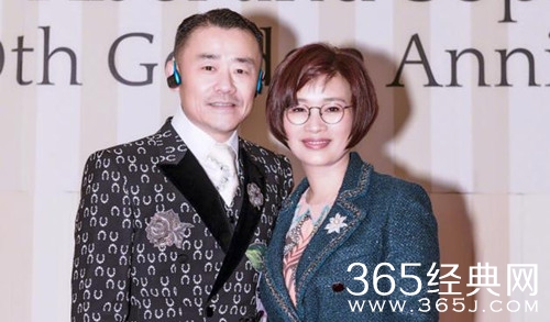 鄢军起诉周立波夫妇索赔4500万美元 关系正式决裂