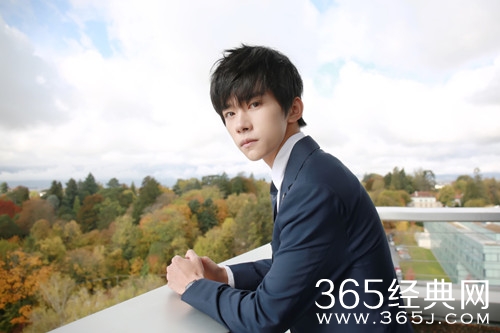 易烊千玺新歌《灾》完整歌词介绍 风格不一样 唱法大变