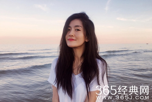 工作室深夜发文称谢娜入院 带病录制两期《快本》