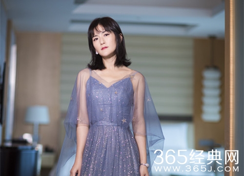 谢娜生病入院 疑因高强度工作 工作室：还在强装精神逗我们