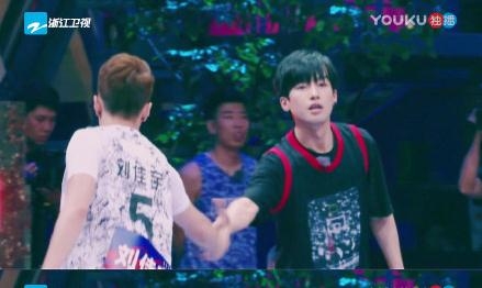 这就是灌篮金灿，男神般面孔的存在