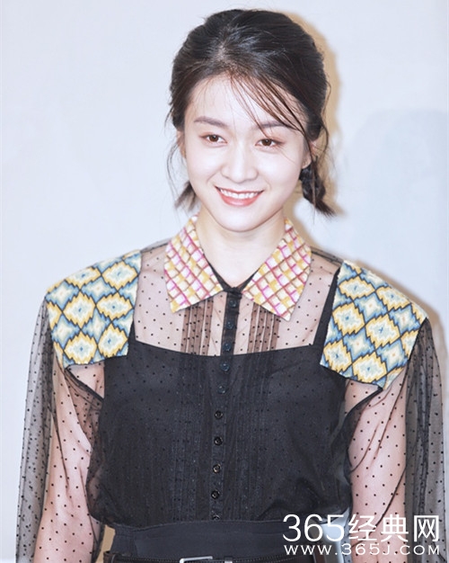 赵丽颖王丽坤张雪迎齐亮相 有人美艳 有人显老气