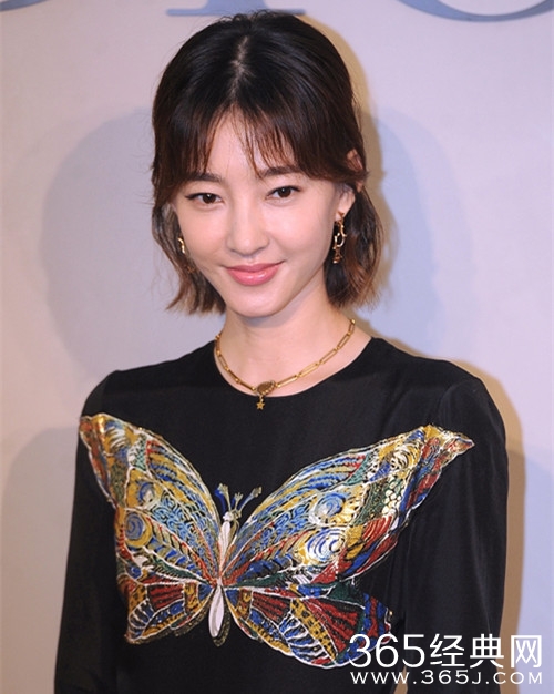 赵丽颖王丽坤张雪迎齐亮相 有人美艳 有人显老气