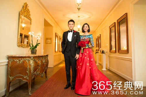 袁弘晒小猪佩奇团队卡片：原来社会人也是有团队的