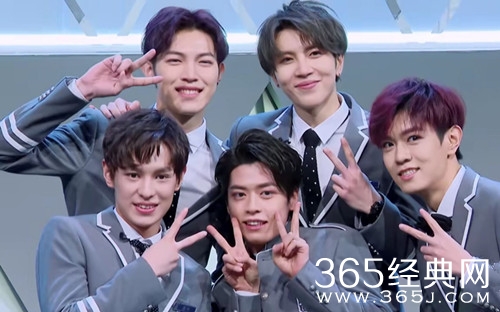 觉醒东方就艺人遭人身攻击声明：将采取法律手段