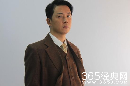 潘粤明遇台风晒照报平安 曾躲在麦当劳屋里