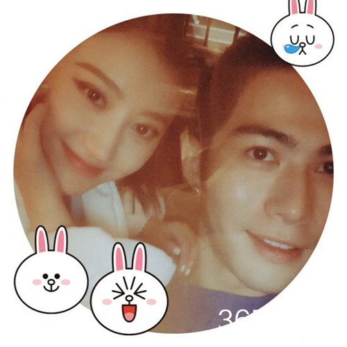 景甜陈学冬合影 网友喊话张继科 逗趣十足