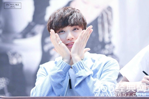 中国音乐公告牌洪知秀资料介绍 韩国男团SEVENTEEN的成员