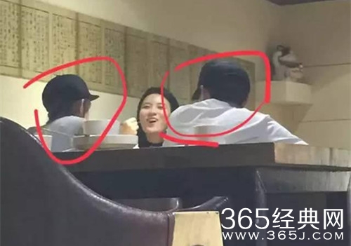 冯绍峰赵丽颖又被偶遇 女方衣着宽松小腹凸起