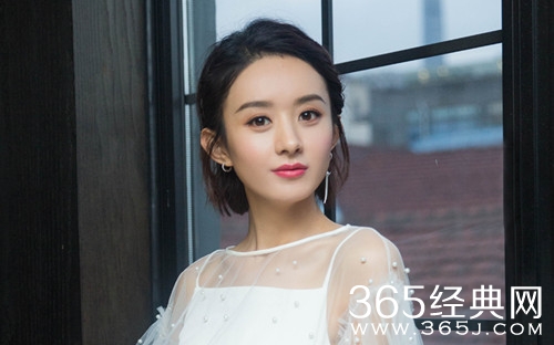 冯绍峰赵丽颖又被偶遇 女方衣着宽松小腹凸起