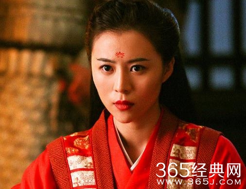 倾世妖颜皇甫巍鸣和叶兰是什么关系