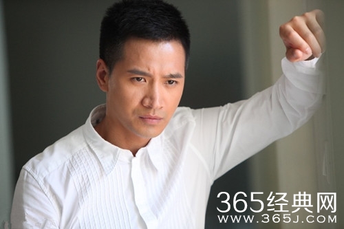 网剧P图篡改何晟铭全家福 剧组负责人：我们疏忽了