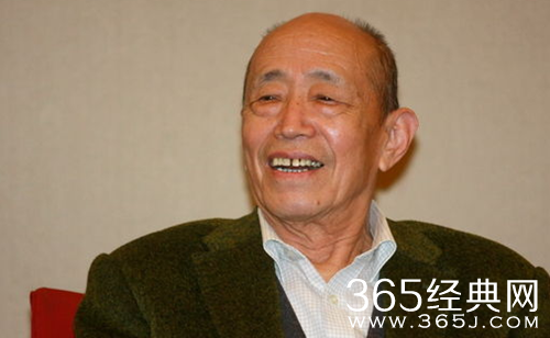 表演艺术家朱旭去世消息不实 目前正在医院接受治疗中