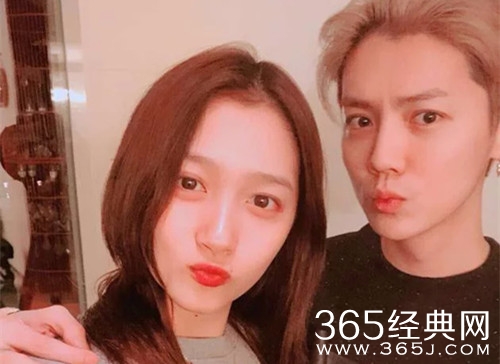 鹿晗为关晓彤庆生 这就是爱情最美的样子