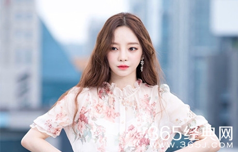 具荷拉被男友暴打导致子宫出血 全身淤青 十分可怕