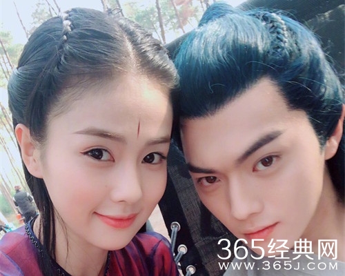 许凯白鹿恋情疑似曝光 工作人员这样回应