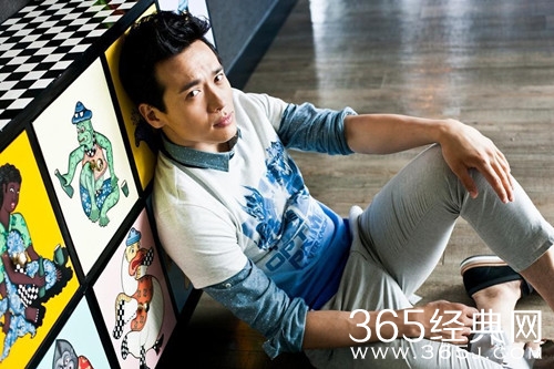 高云翔案第七审再开庭 墨镜遮面一言不发