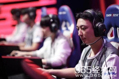 王思聪正式退役 不随队参加S8的比赛