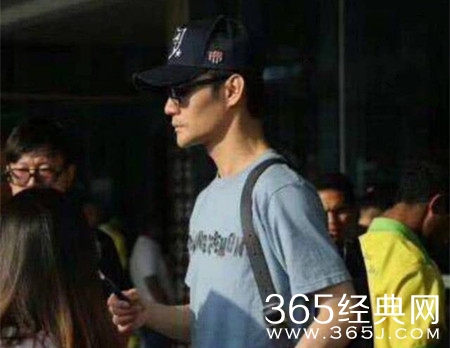 杨烁今日大婚 王凯担任婚礼伴郎