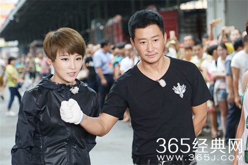 谢楠二胎产子吴京晒照 网上一片祝福声