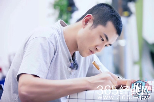 Hi室友王彦霖资料介绍 凭借宇文怀一角得到更多关注