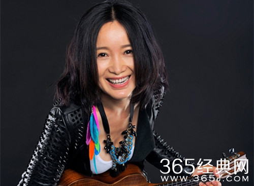 斯琴格日乐资料介绍 中国摇滚乐歌手代表之一