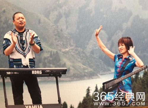 斯琴格日乐悼念臧天朔 两人关系揭秘 曾为其堕胎