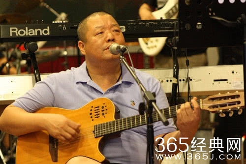 摇滚歌手臧天朔因肝癌去世 享年54岁