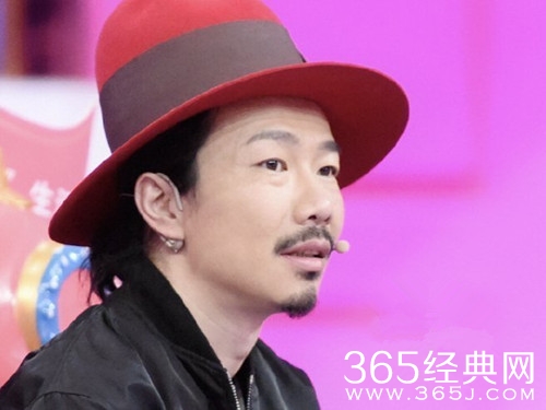 臧鸿飞净身出户 离婚原因被扒 疑似出轨