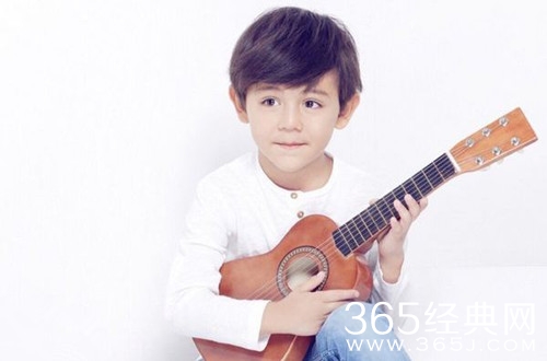 刘诺一个人资料介绍 凭借爸爸去哪儿被观众熟知