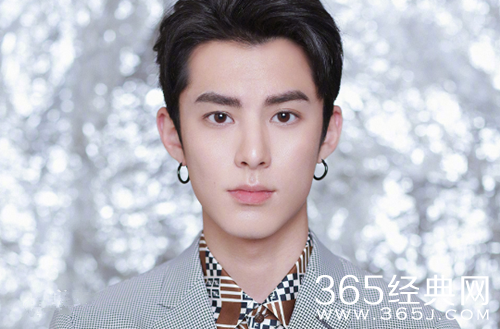 亲爱的客栈2王鹤棣个人资料介绍 因出演道明寺一角圈粉无数