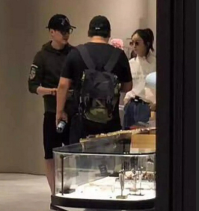 赵丽颖冯绍峰宣布结婚 冯绍峰甜蜜喊老婆