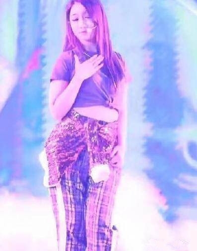 孟美岐被吐槽胖了 本人连发3个表情包回应