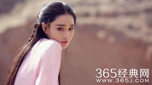 张馨予新发型曝光 十分乖巧 看起来好少女