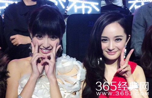 杨幂不出席唐嫣婚礼 是真工作忙还是另有隐情？