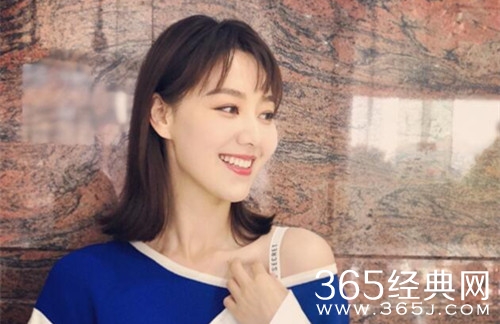 网曝唐嫣罗晋婚礼伴娘另有他人 是东方卫视的主持人王冠