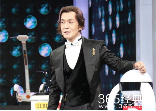 主持人李咏去世 曾被传移民美国遭网络暴力