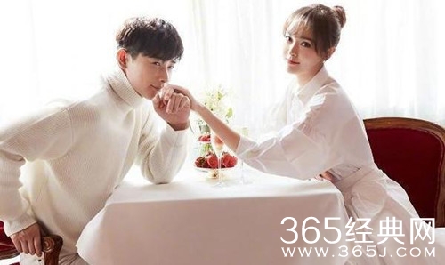 唐嫣罗晋婚后首现身 两人牵手同行 十分低调